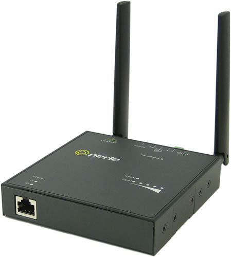 [04031732] IOLAN SDG1 LE Device Server